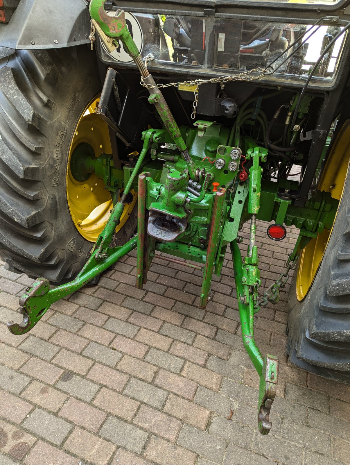 Traktor des Typs John Deere 2450, Gebrauchtmaschine in Oberhausen (Bild 8)