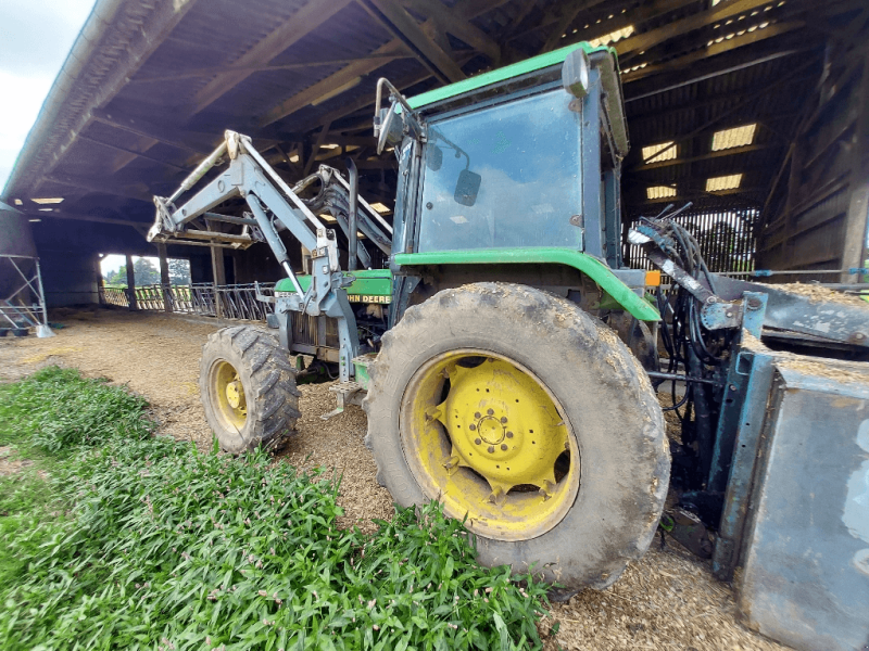 Traktor des Typs John Deere 2650, Gebrauchtmaschine in ISIGNY-LE-BUAT (Bild 1)