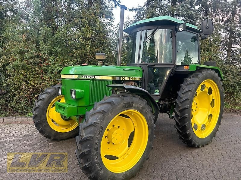 Traktor typu John Deere 2850 A, Gebrauchtmaschine w Steinau-Rebsdorf (Zdjęcie 6)