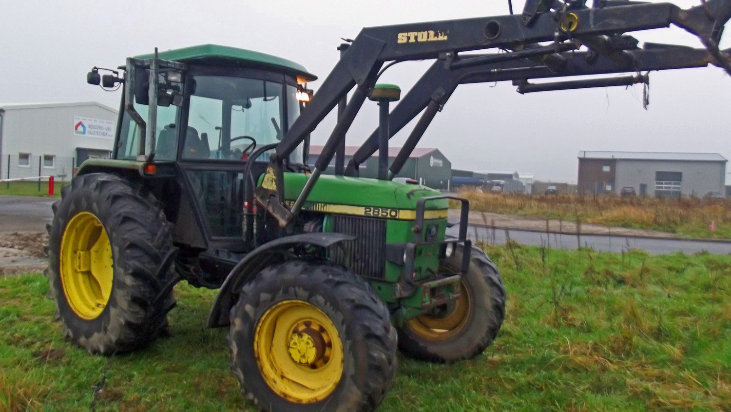 Traktor tip John Deere 2850+ Frontlader, Gebrauchtmaschine in Mittelsdorf (Poză 2)