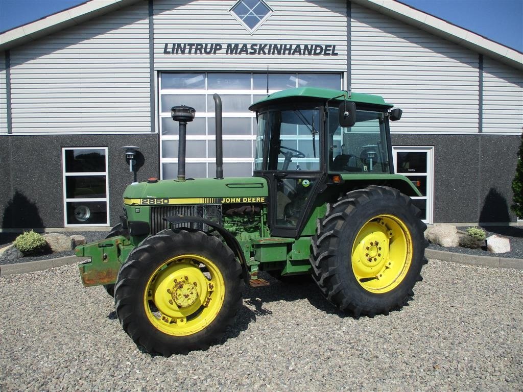 Traktor del tipo John Deere 2850 TURBO Med nye bagdæk, Gebrauchtmaschine en Lintrup (Imagen 1)