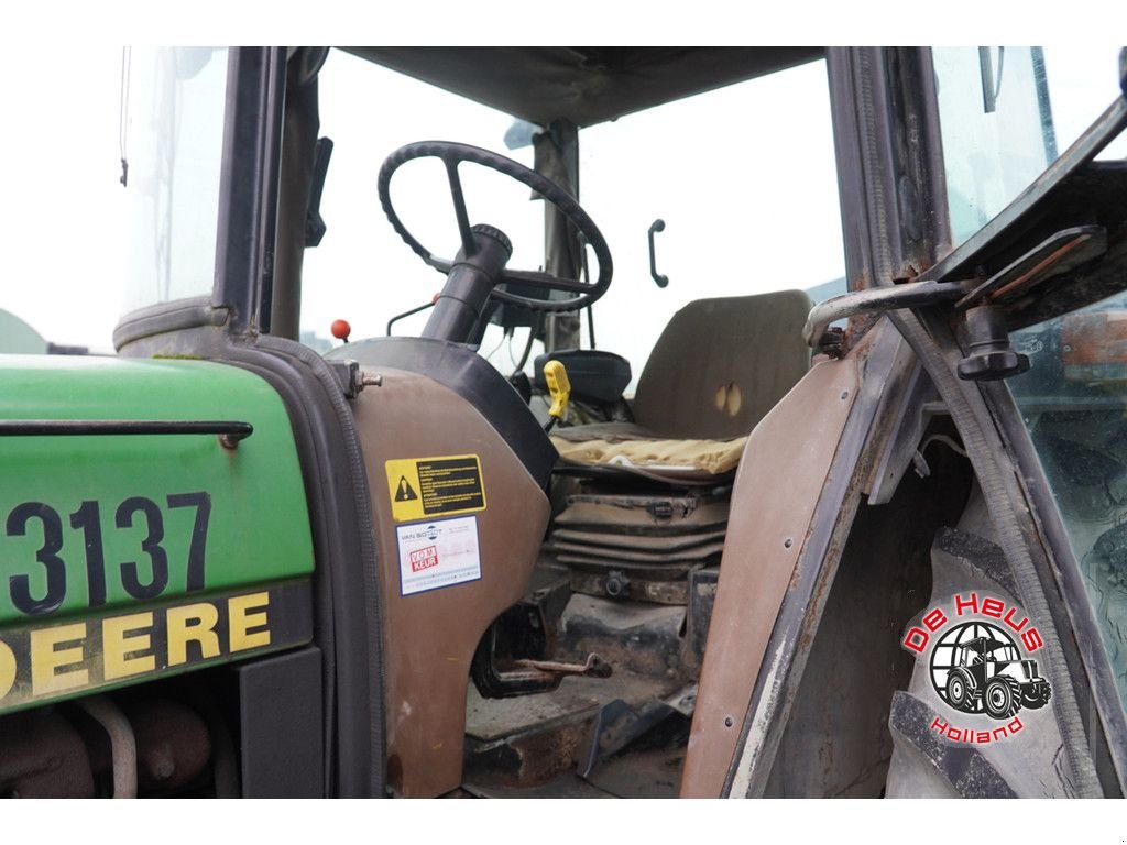 Traktor типа John Deere 2850, Gebrauchtmaschine в MIJNSHEERENLAND (Фотография 11)