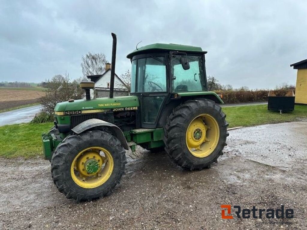 Traktor типа John Deere 2850, Gebrauchtmaschine в Rødovre (Фотография 1)