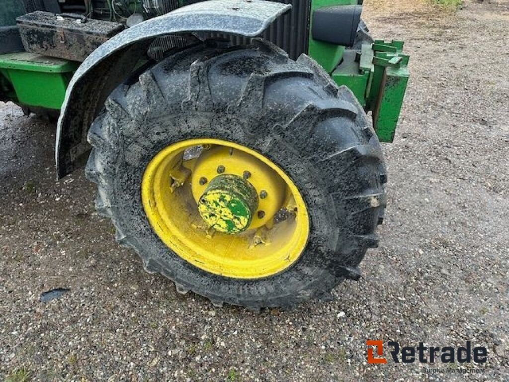 Traktor типа John Deere 2850, Gebrauchtmaschine в Rødovre (Фотография 5)