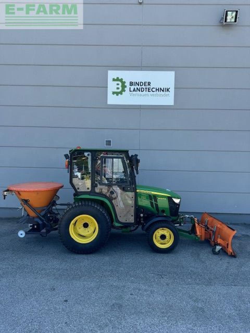 Traktor typu John Deere 3025e, Gebrauchtmaschine v SALZBURG (Obrázek 2)