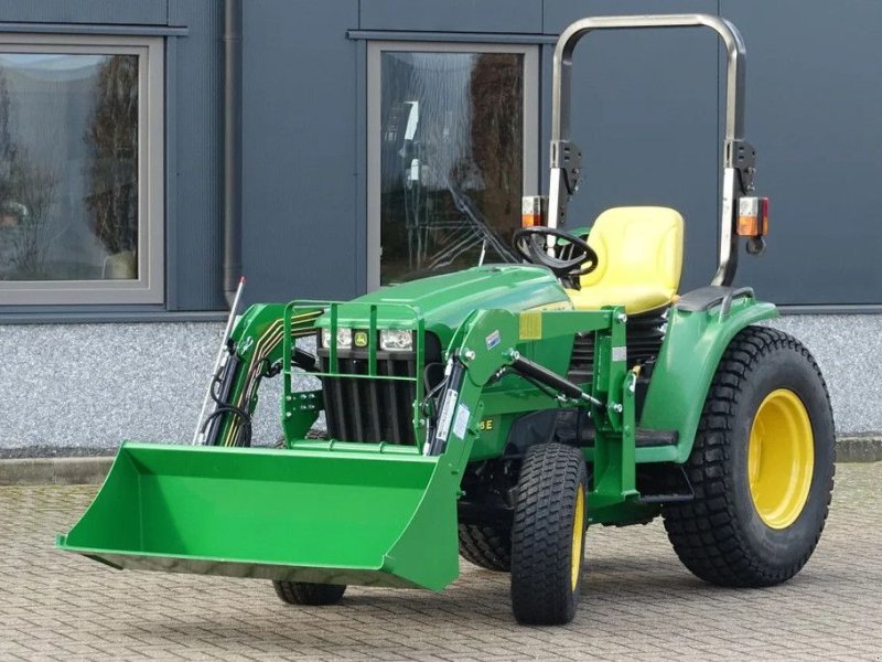 Traktor tip John Deere 3036e 4wd HST / 02477 Draaiuren / Voorlader, Gebrauchtmaschine in Swifterband (Poză 1)