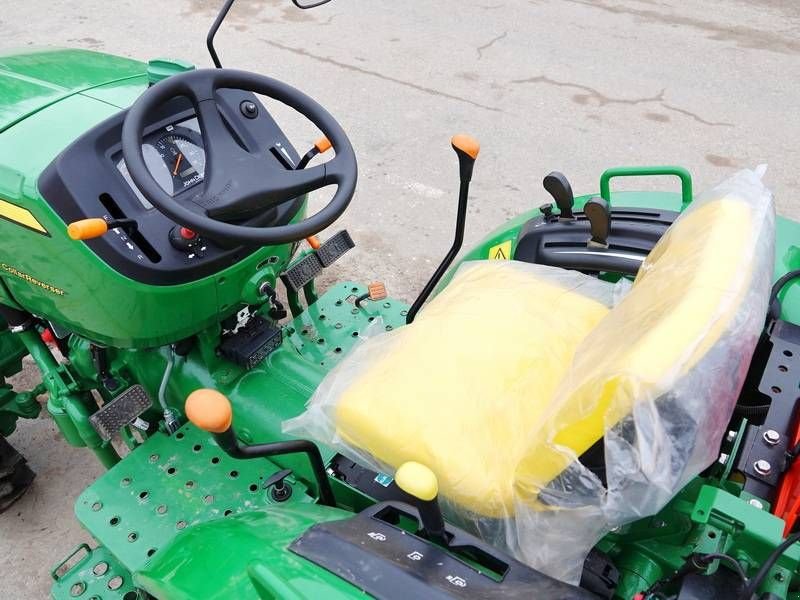 Traktor typu John Deere 3036EN 4WD - New / Unused / 36hp, Gebrauchtmaschine w Veldhoven (Zdjęcie 7)