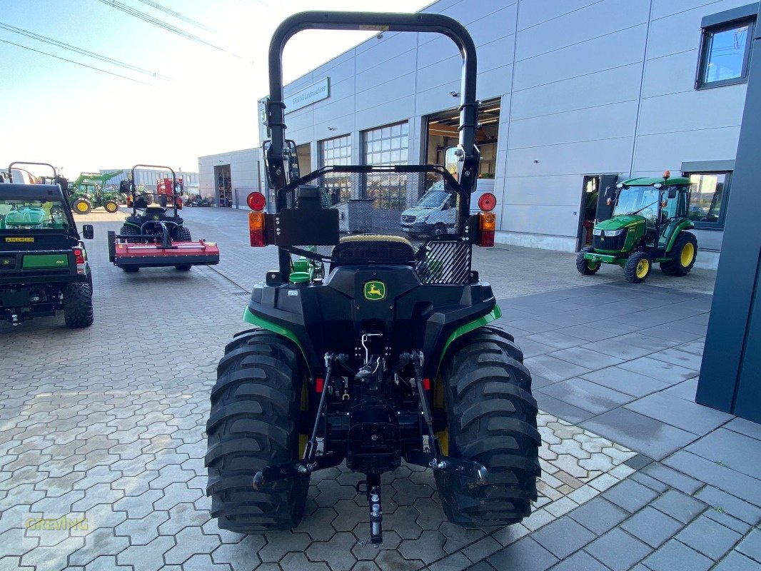 Traktor a típus John Deere 3038E + 300E Frontlader, Neumaschine ekkor: Heiden (Kép 4)