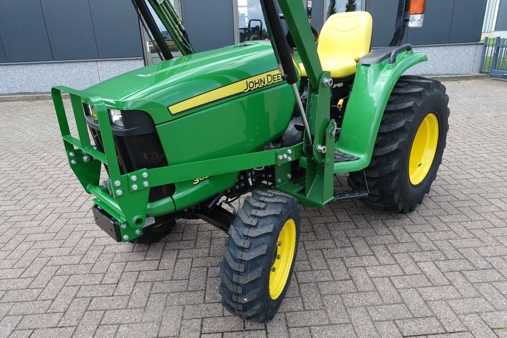 Traktor του τύπου John Deere 3038E 4wd HST / 00310 Draaiuren / Voorlader, Gebrauchtmaschine σε Swifterband (Φωτογραφία 5)