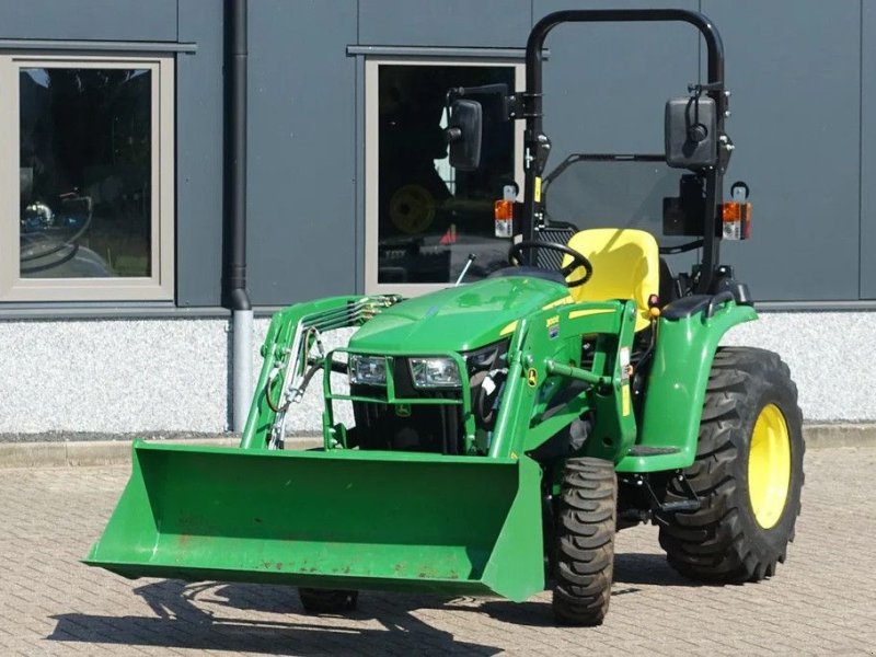 Traktor a típus John Deere 3038E 4wd HST / 0086 Draaiuren / Voorlader, Gebrauchtmaschine ekkor: Swifterband (Kép 1)