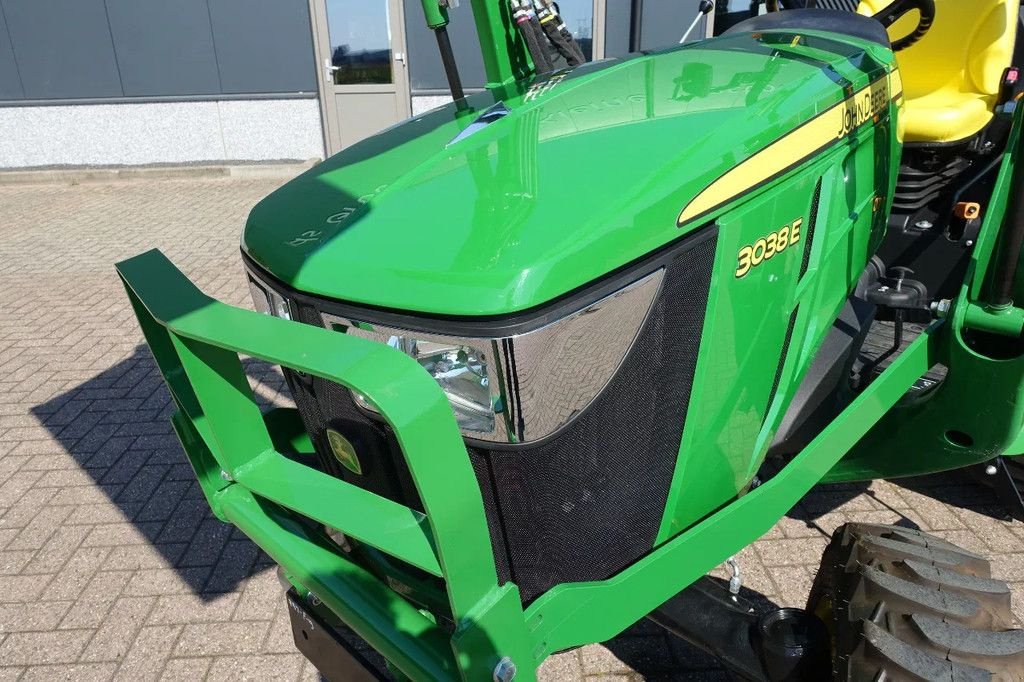 Traktor Türe ait John Deere 3038E 4wd HST / 0086 Draaiuren / Voorlader, Gebrauchtmaschine içinde Swifterband (resim 7)