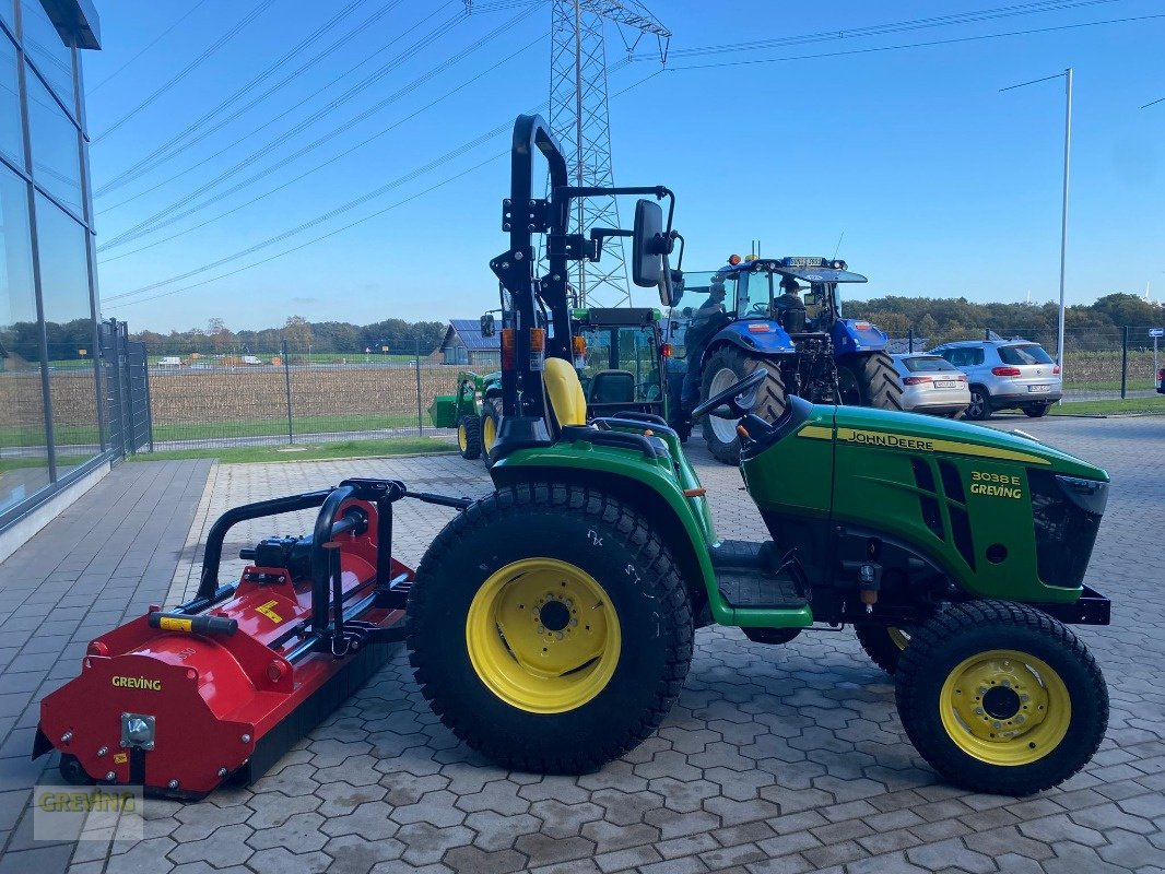 Traktor типа John Deere 3038E + Agritec Mulcher, Neumaschine в Heiden (Фотография 4)