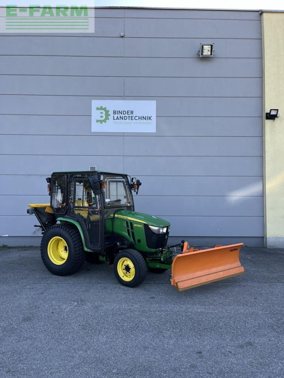 Traktor Türe ait John Deere 3038e, Gebrauchtmaschine içinde SALZBURG (resim 1)