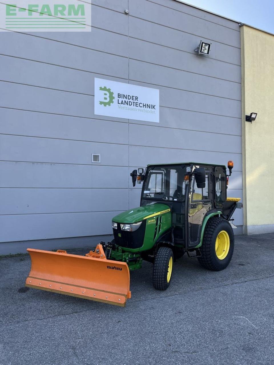 Traktor typu John Deere 3038e, Gebrauchtmaschine w SALZBURG (Zdjęcie 2)