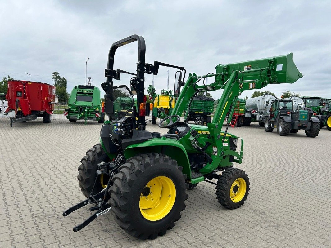 Traktor typu John Deere 3038E, Neumaschine w Mrągowo (Zdjęcie 4)