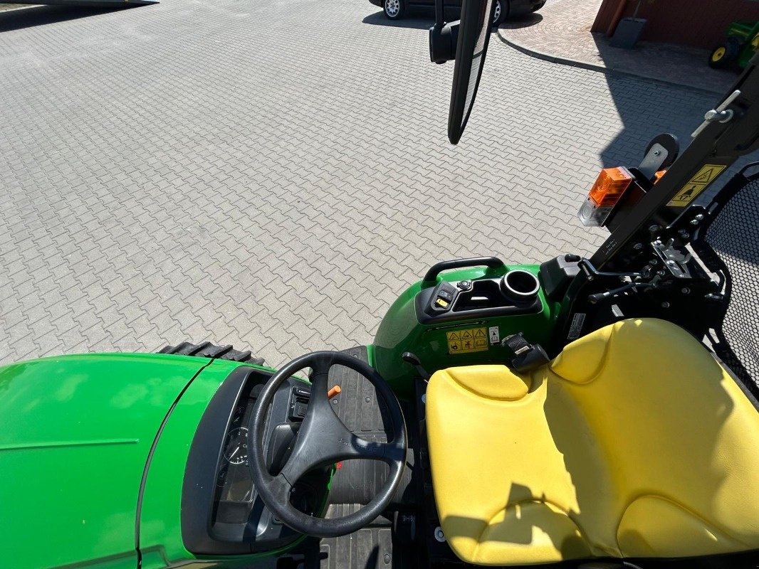 Traktor typu John Deere 3038E, Neumaschine v Mrągowo (Obrázok 7)