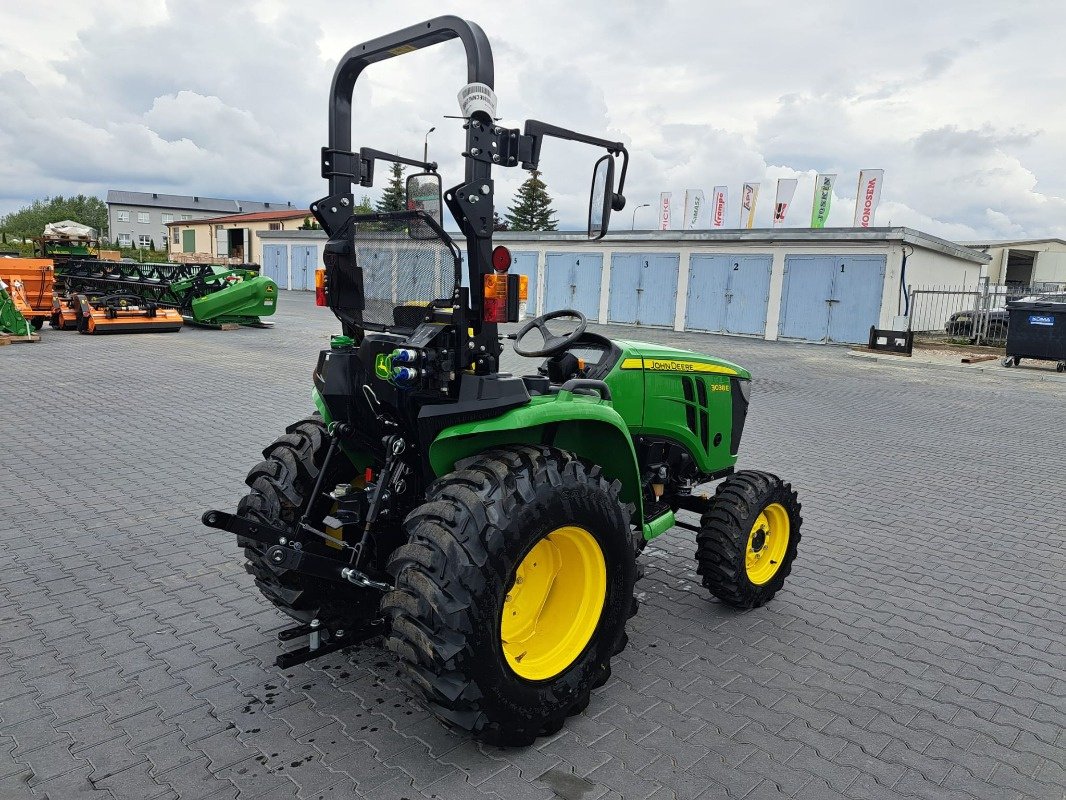 Traktor типа John Deere 3038E, Neumaschine в Mrągowo (Фотография 7)