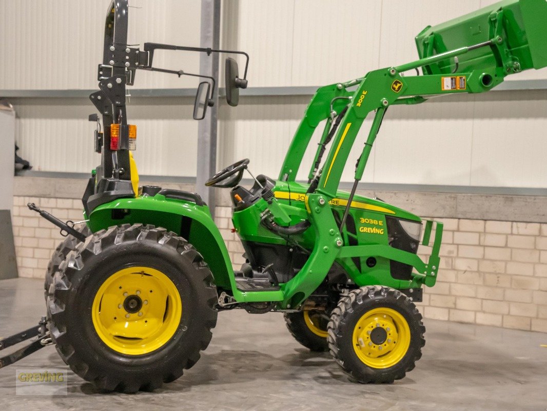 Traktor Türe ait John Deere 3038E, Gebrauchtmaschine içinde Ahaus (resim 5)