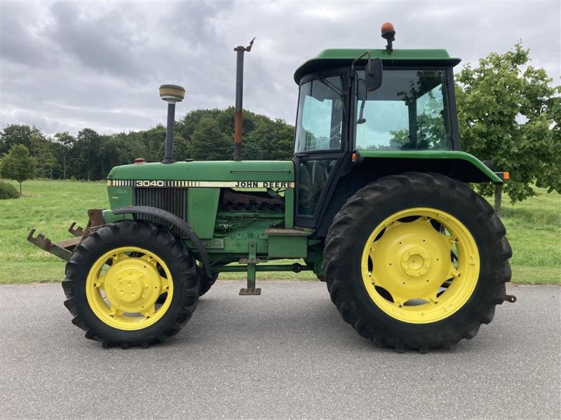 Traktor типа John Deere 3040 4 WD, Gebrauchtmaschine в Horsens