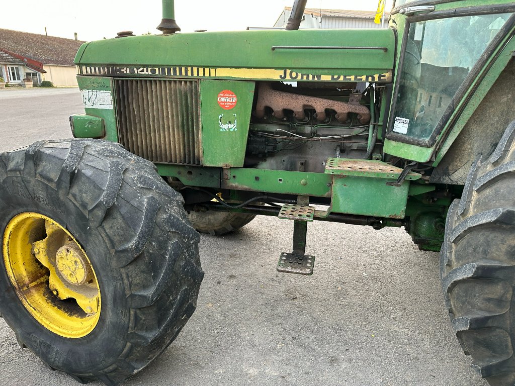 Traktor des Typs John Deere 3040, Gebrauchtmaschine in VERT TOULON (Bild 10)