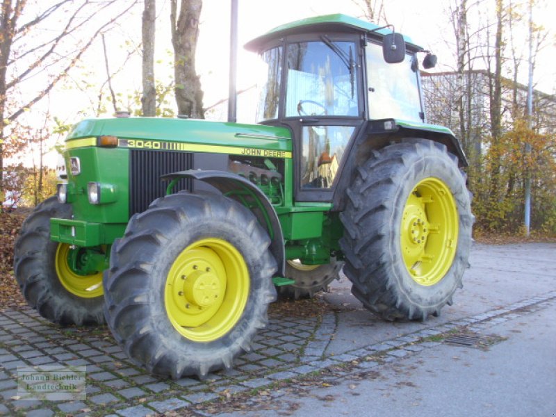 Traktor du type John Deere 3040, Gebrauchtmaschine en Unterneukirchen (Photo 1)