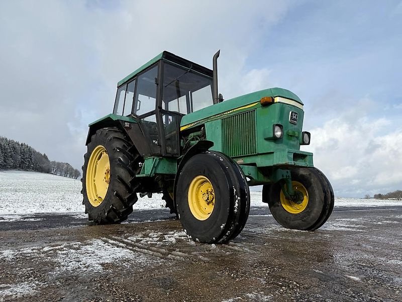 Traktor Türe ait John Deere 3040, Gebrauchtmaschine içinde Steinau  (resim 1)