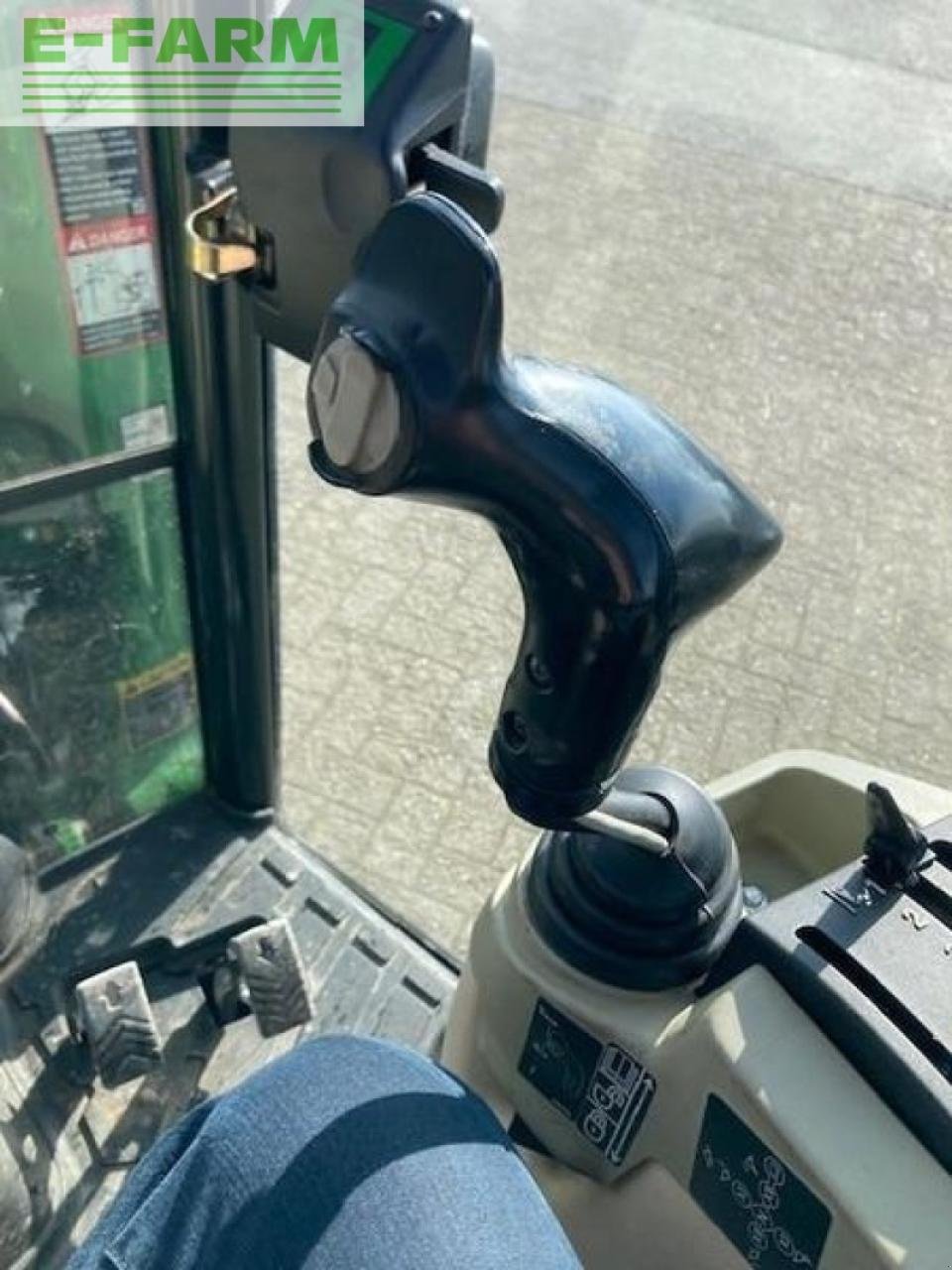 Traktor типа John Deere 3045 r, Gebrauchtmaschine в DINKLAGE (Фотография 15)