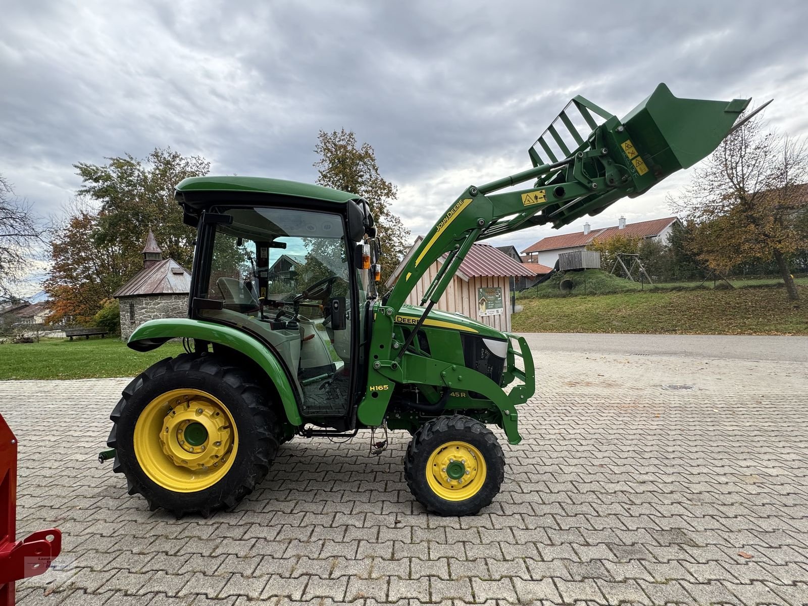 Traktor za tip John Deere 3045R, Gebrauchtmaschine u Teisendorf (Slika 4)