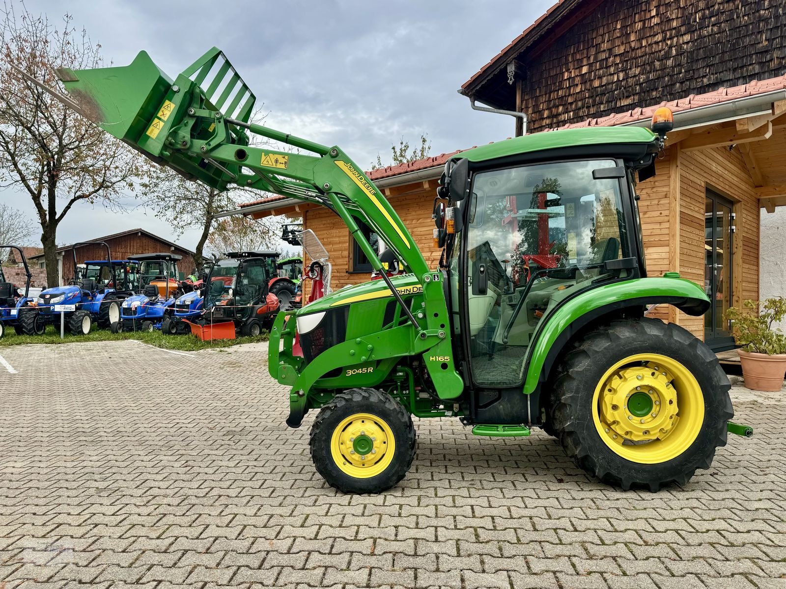 Traktor za tip John Deere 3045R, Gebrauchtmaschine u Teisendorf (Slika 1)