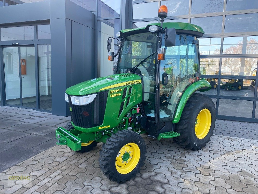 Traktor van het type John Deere 3046, Neumaschine in Heiden (Foto 1)