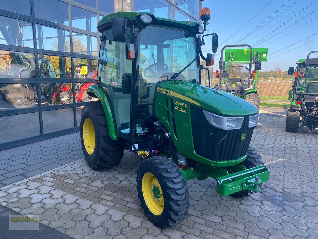 Traktor des Typs John Deere 3046, Neumaschine in Heiden (Bild 3)