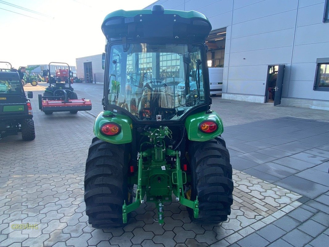 Traktor van het type John Deere 3046, Neumaschine in Heiden (Foto 5)