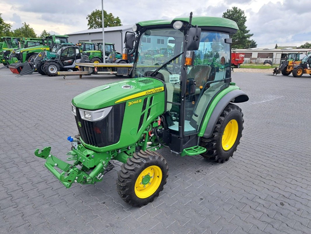 Traktor typu John Deere 3046R, Neumaschine v Mrągowo (Obrázek 7)