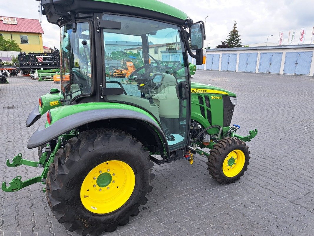 Traktor typu John Deere 3046R, Neumaschine v Mrągowo (Obrázok 9)