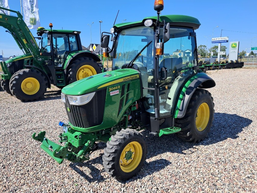 Traktor tipa John Deere 3046R, Neumaschine u Choroszcz (Slika 1)