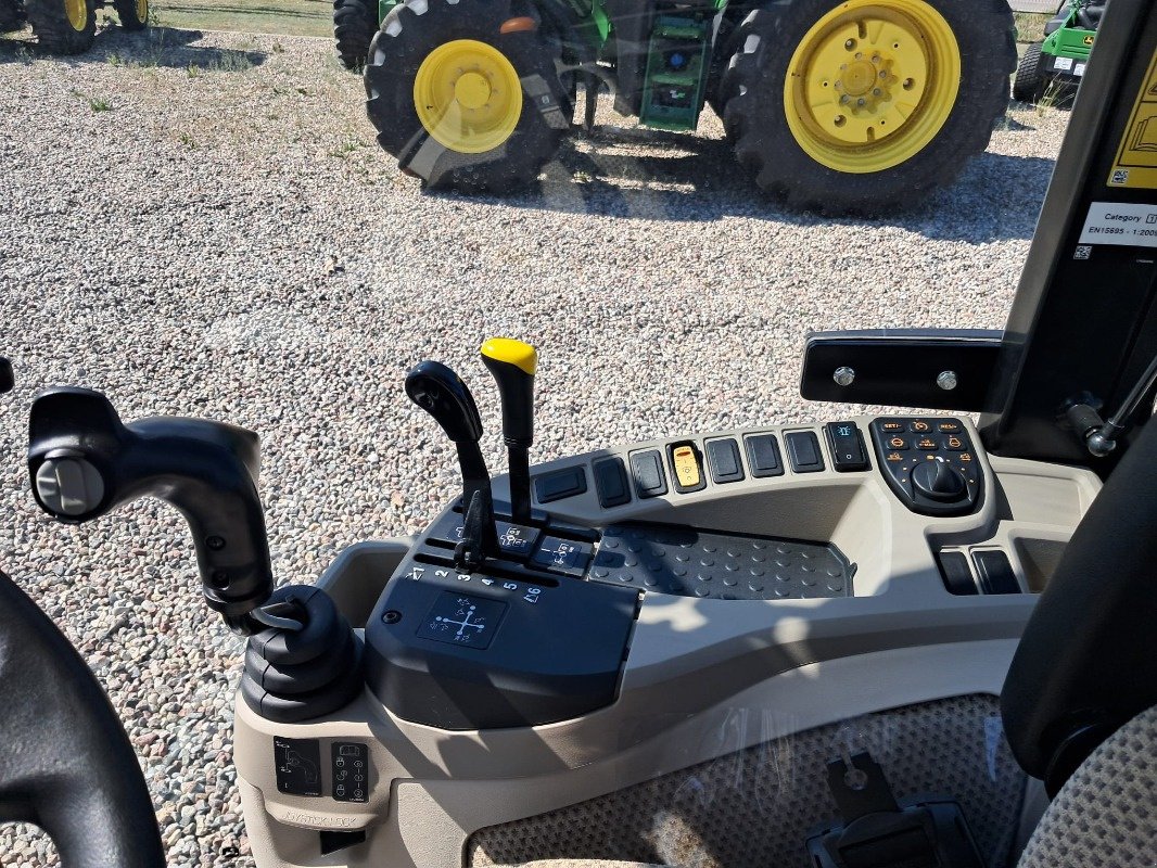 Traktor typu John Deere 3046R, Neumaschine w Choroszcz (Zdjęcie 8)