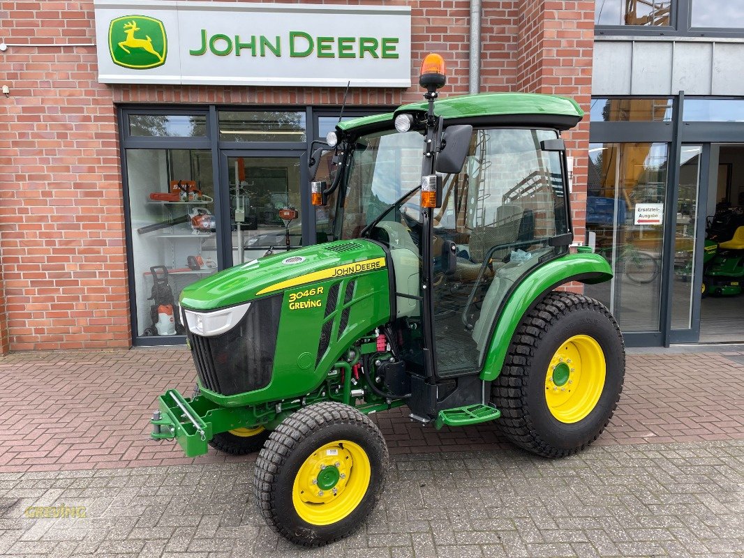 Traktor des Typs John Deere 3046R, Gebrauchtmaschine in Ahaus (Bild 1)