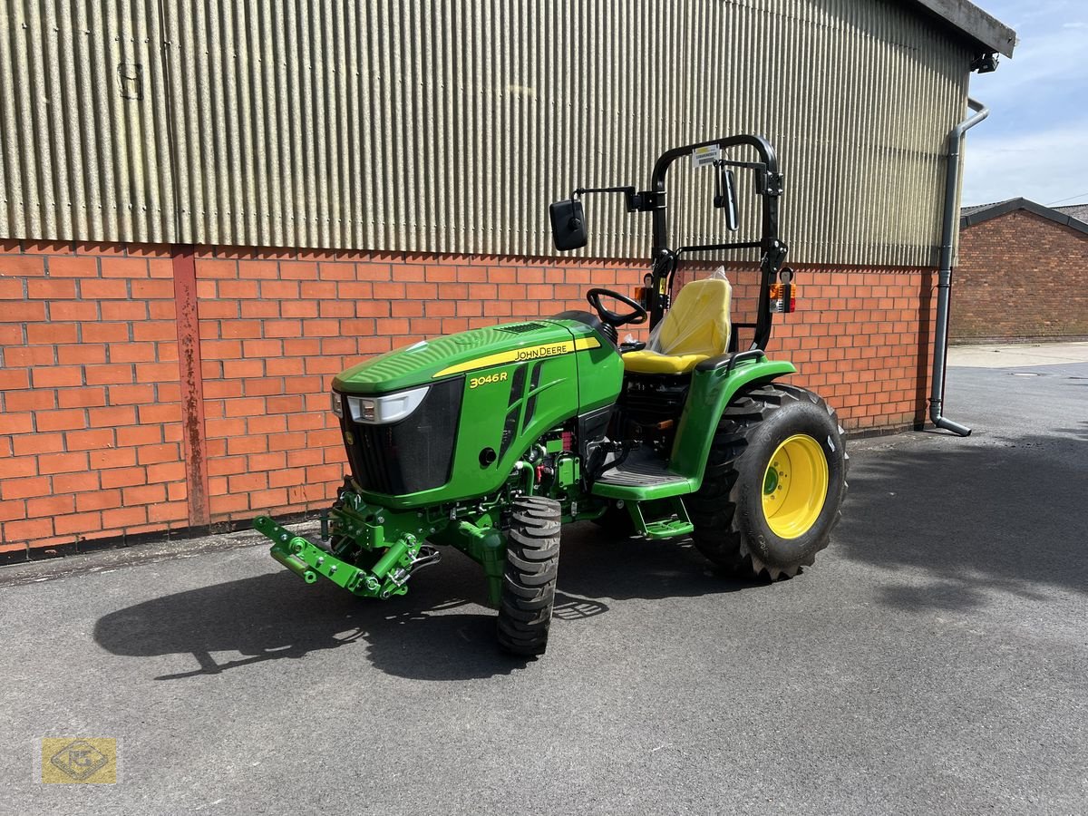 Traktor van het type John Deere 3046R, Neumaschine in Beelen (Foto 9)