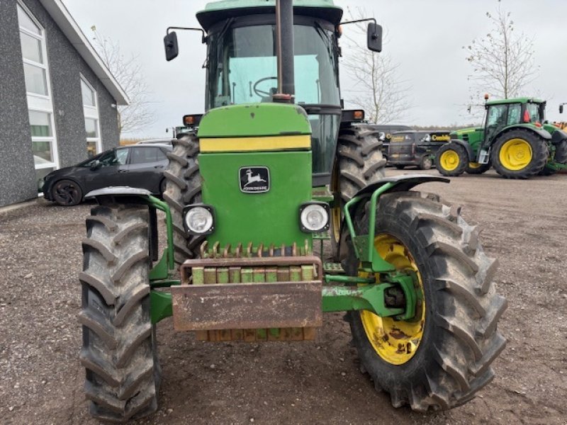 Traktor типа John Deere 3050 4 WD, FRONTVÆGTE, Gebrauchtmaschine в Dronninglund (Фотография 5)