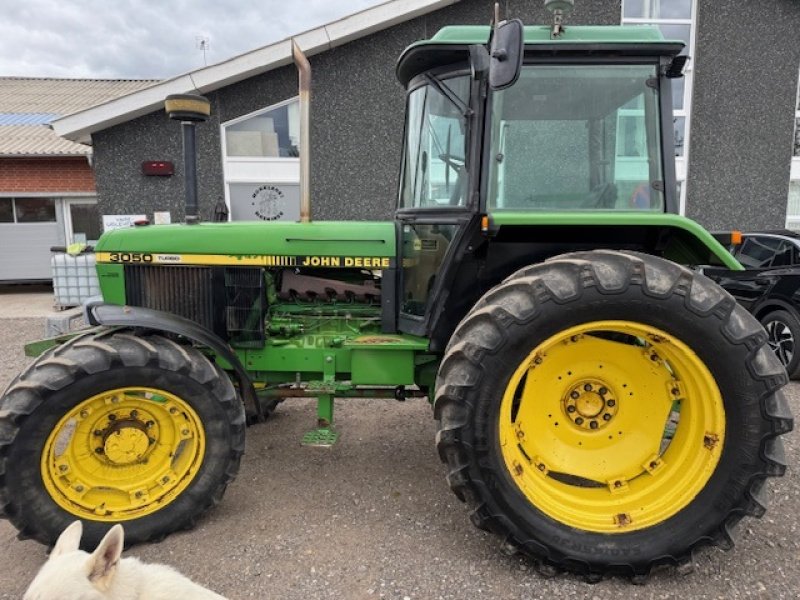 Traktor tip John Deere 3050 4WD FRONTVÆGTE, Gebrauchtmaschine in Dronninglund (Poză 2)