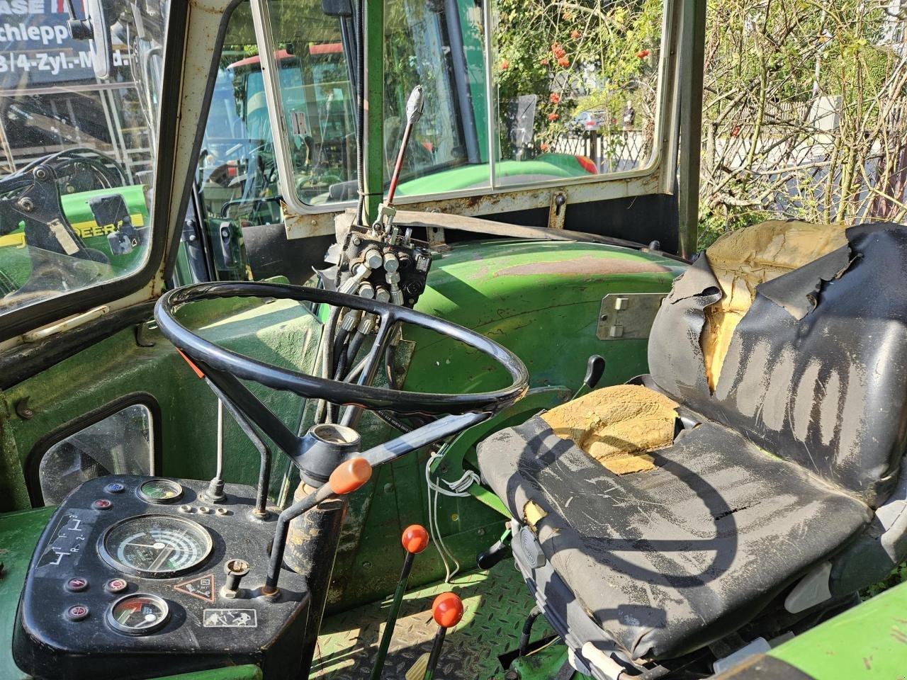 Traktor typu John Deere 3130 LS Allrad hydr., Gebrauchtmaschine v Ampfing (Obrázek 4)