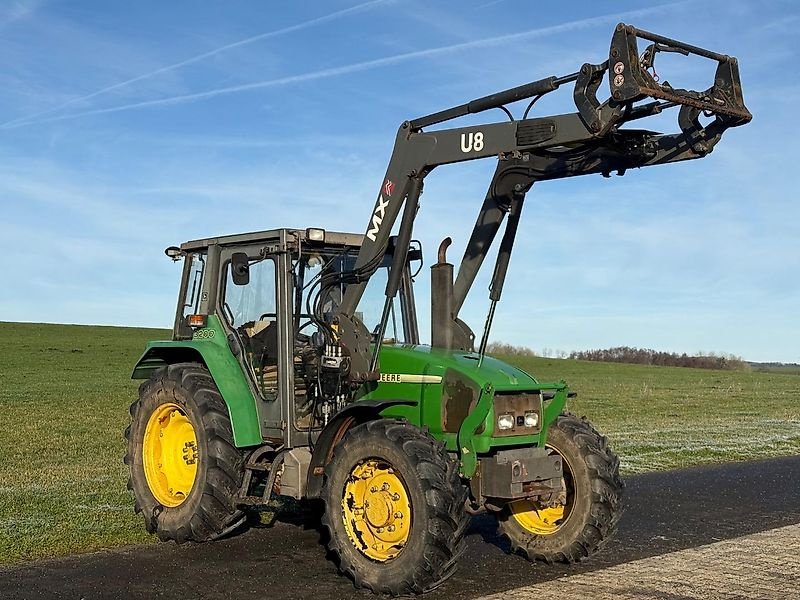 Traktor типа John Deere 3200 mit Frontlader, Gebrauchtmaschine в Steinau  (Фотография 2)