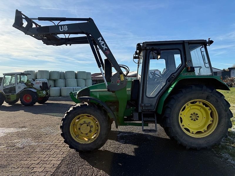 Traktor типа John Deere 3200 mit Frontlader, Gebrauchtmaschine в Steinau  (Фотография 8)