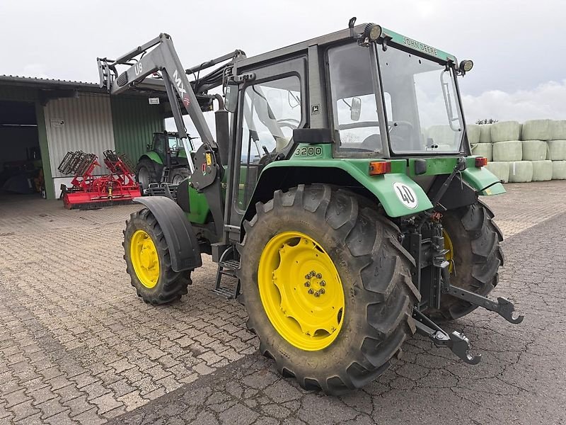 Traktor typu John Deere 3200 mit Frontlader, Gebrauchtmaschine w Steinau  (Zdjęcie 5)