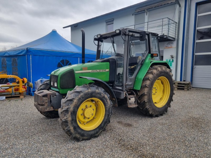 Traktor des Typs John Deere 3300, Gebrauchtmaschine in Sölden