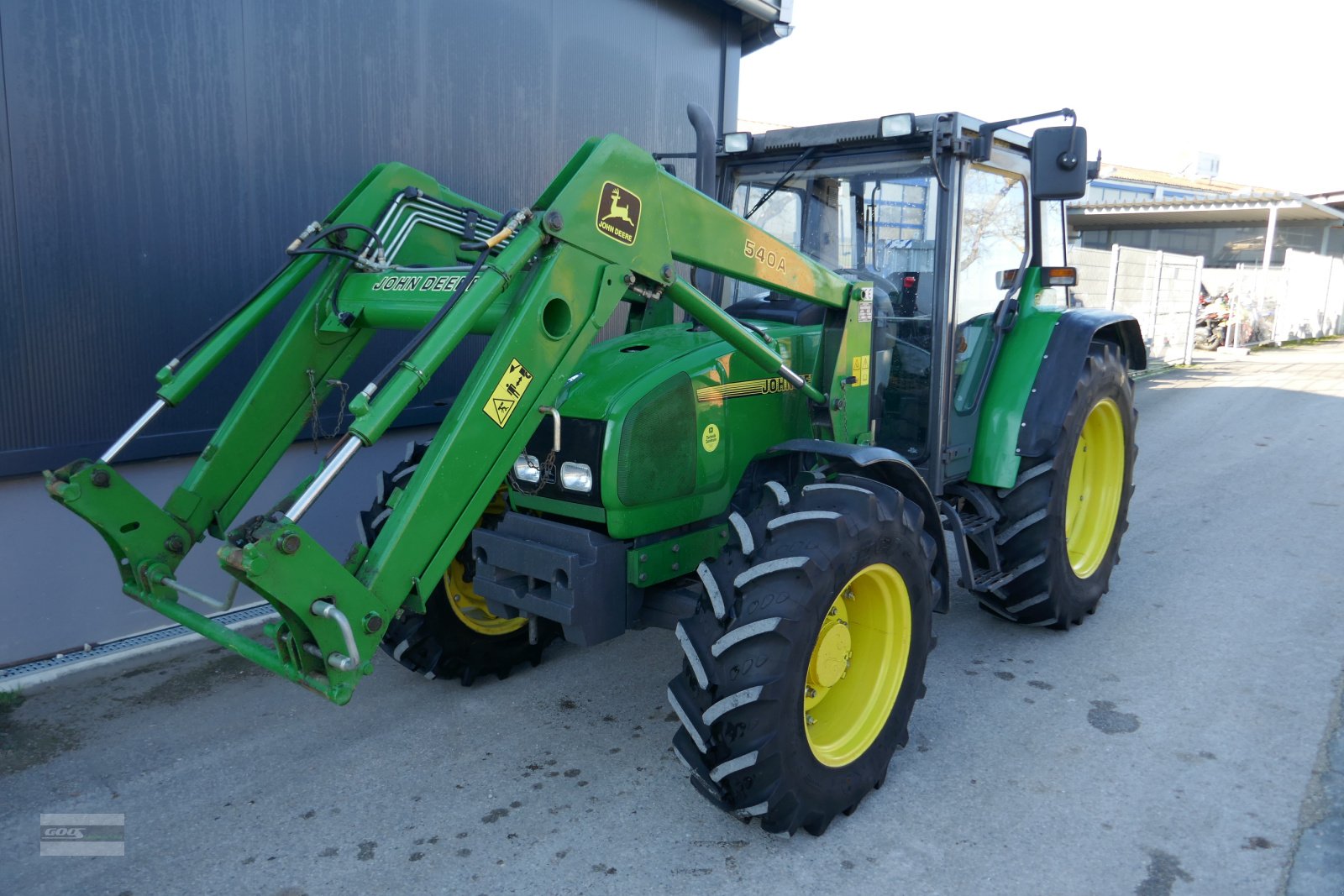 Traktor от тип John Deere 3300X Allr. Top Original Zustand! Erst 2297 Std! Mit Industriefrontlader, Gebrauchtmaschine в Langenzenn (Снимка 8)