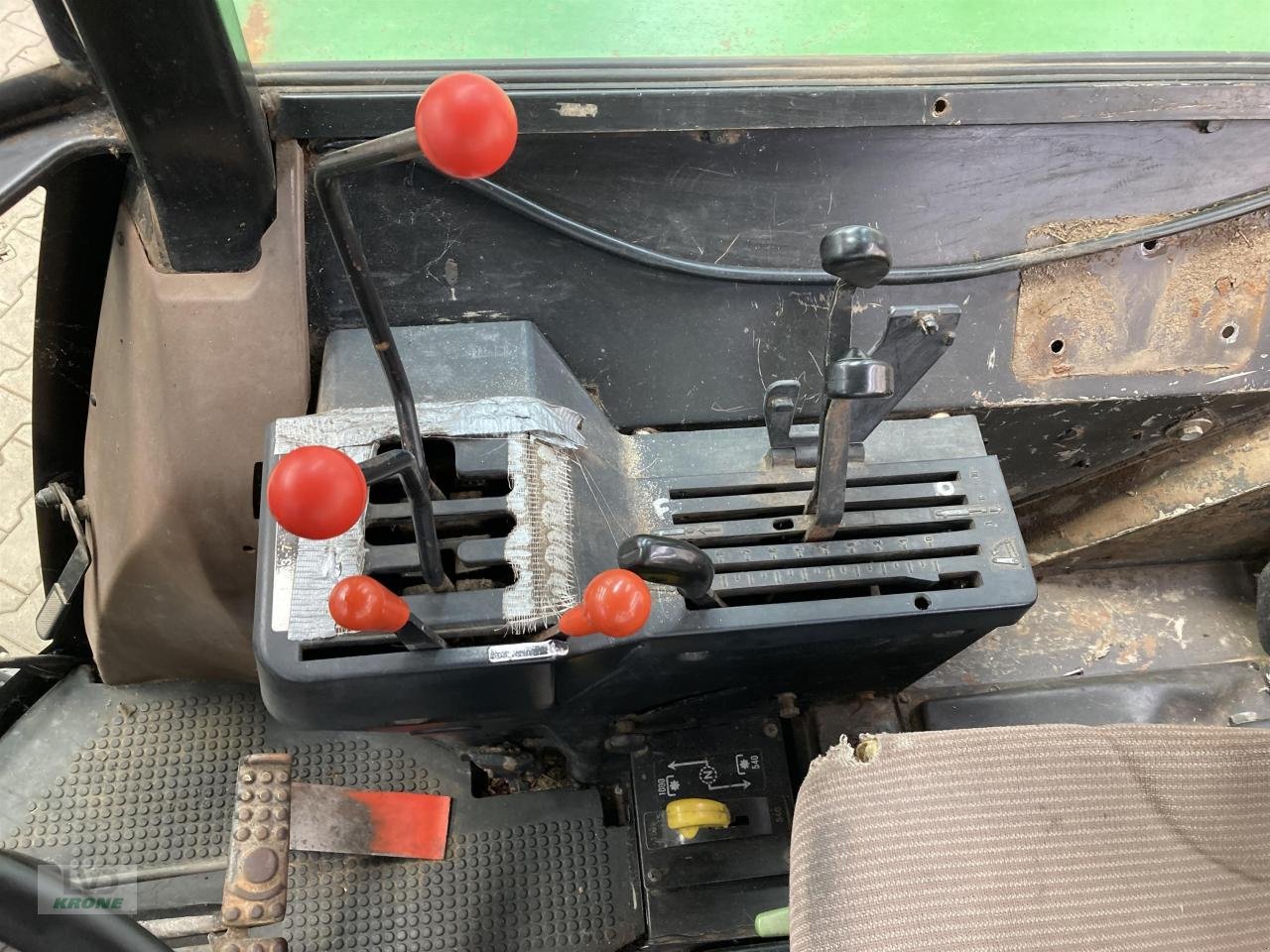 Traktor tip John Deere 3350, Gebrauchtmaschine in Spelle (Poză 12)