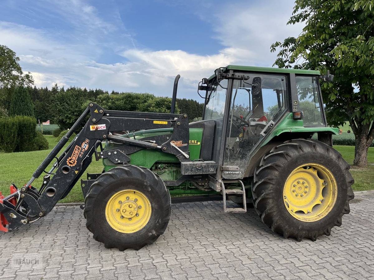 Traktor des Typs John Deere 3410, Gebrauchtmaschine in Burgkirchen (Bild 2)