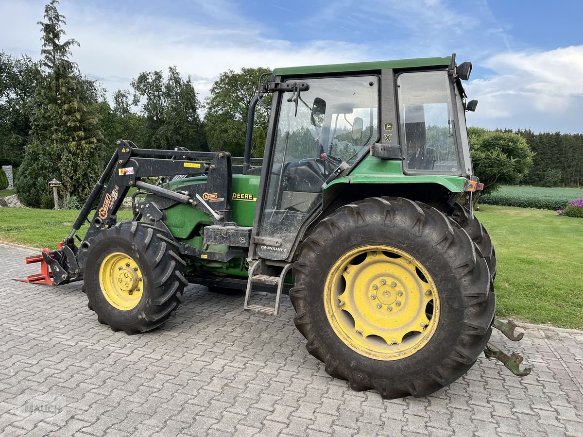 Traktor des Typs John Deere 3410, Gebrauchtmaschine in Burgkirchen (Bild 3)