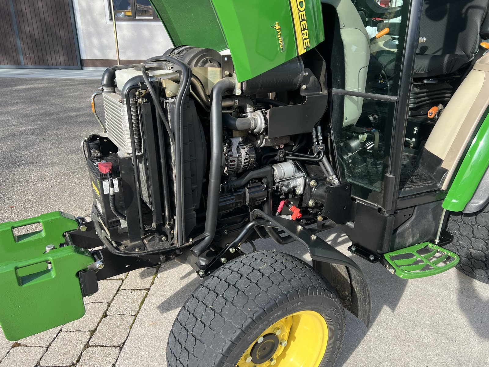 Traktor a típus John Deere 3720 eHydro, Gebrauchtmaschine ekkor: Mondsee (Kép 15)